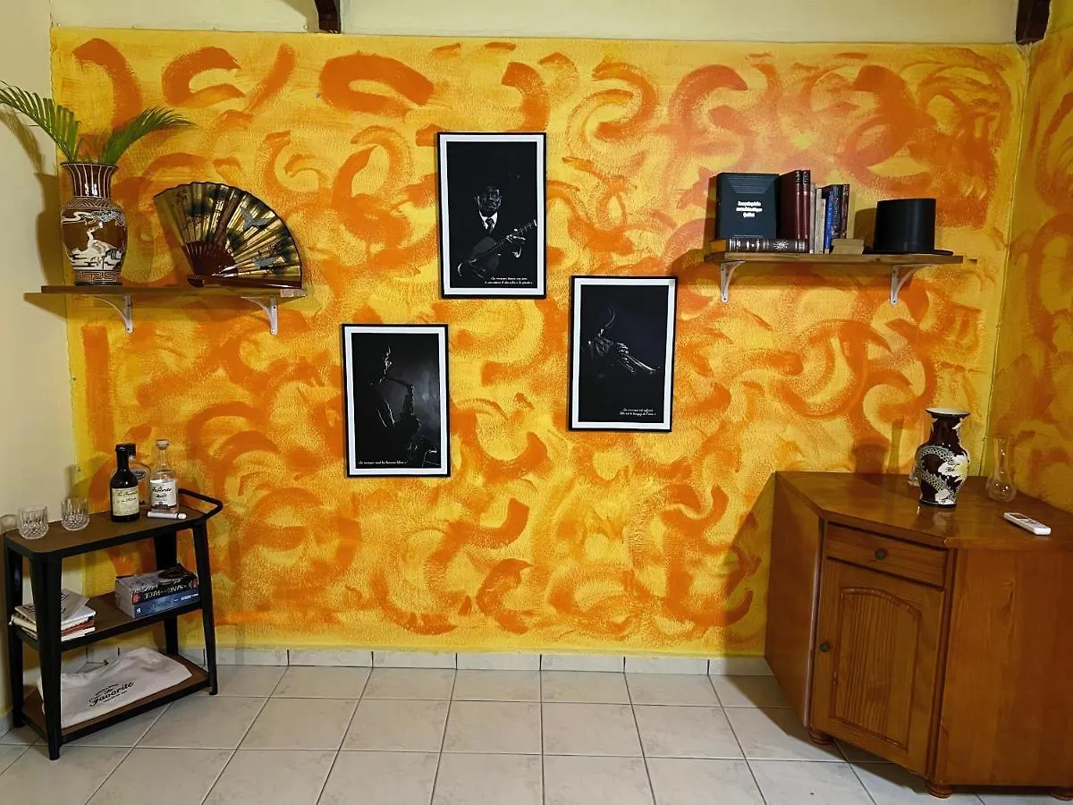 Vila Uta House Sainte-Anne