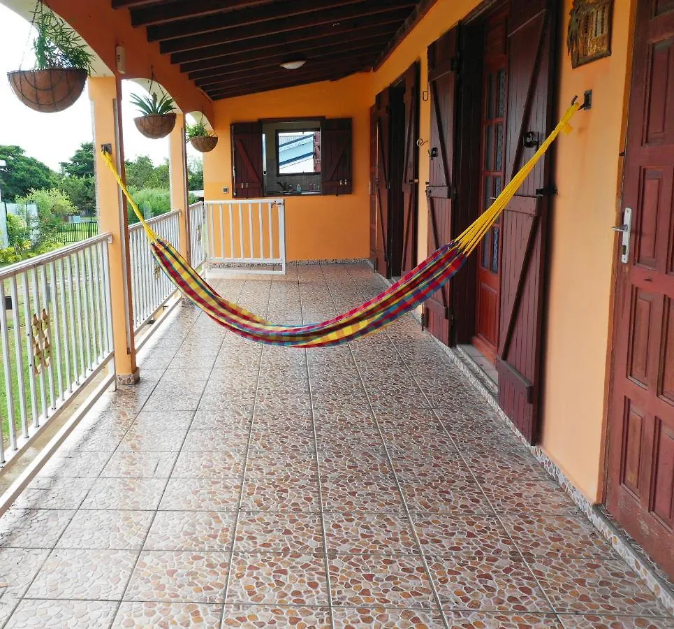 Uta House Sainte-Anne Villa