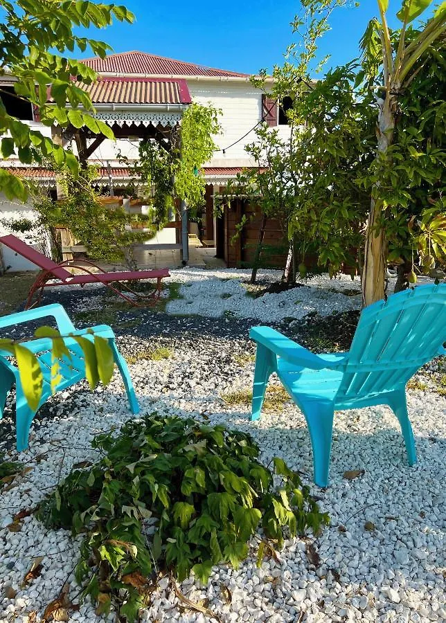 Uta House Sainte-Anne Villa